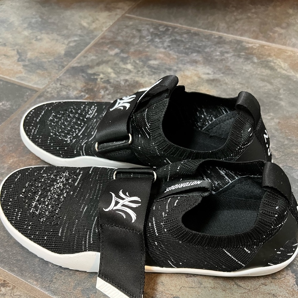 Notorious lifters. Sumo Sole Gen 2.5. Panda edition. Size 41.